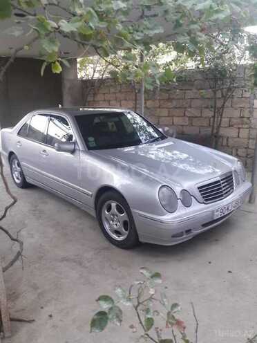 Mercedes E 240 2000, 306,000 km - 2.6 l - Bakı