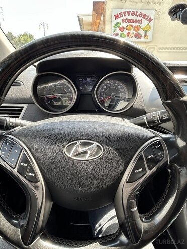 Hyundai Elantra 2013, 383,000 km - 1.6 l - Bakı