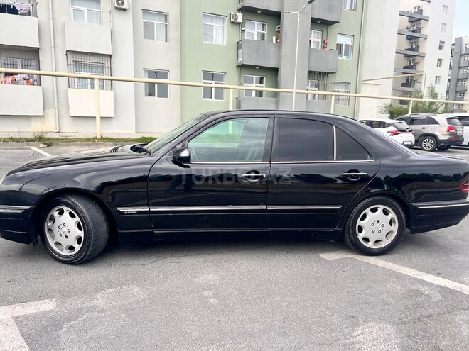 Mercedes E 220 d 2000, 470,500 km - 2.2 l - Bakı