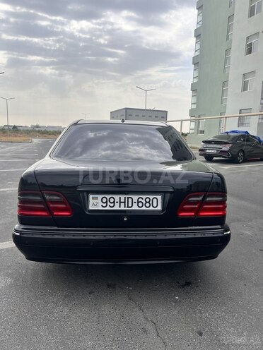 Mercedes E 220 d 2000, 470,500 km - 2.2 l - Bakı