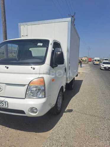 Hyundai H 100 2009, 235,840 km - 2.5 l - Bakı