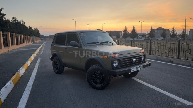LADA (VAZ) Niva 2007, 105,000 km - 1.7 l - Zaqatala