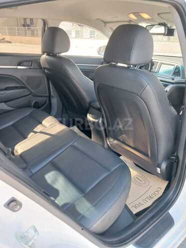Hyundai Avante 2016, 175,900 km - 1.6 l - Bakı