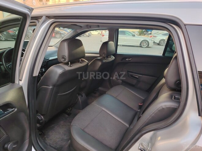 Opel Astra 2007, 200,000 km - 1.7 l - Ucar