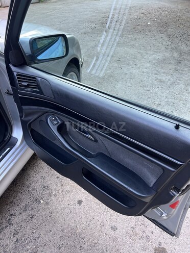 BMW 528 1997, 328,000 km - 2.8 l - Bakı