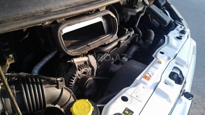 Ford Transit-16