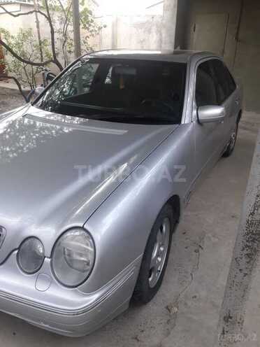 Mercedes E 240 2000, 306,000 km - 2.6 l - Bakı