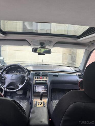 Mercedes E 240 2000, 306,000 km - 2.6 l - Bakı