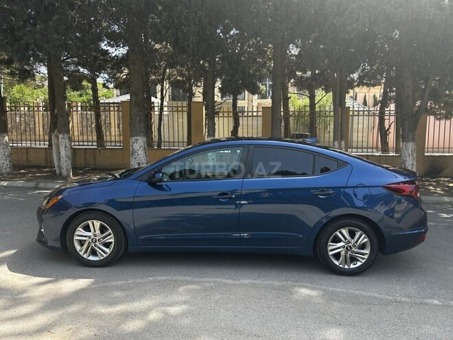 Hyundai Elantra 2019, 127,000 km - 2.0 l - Bakı