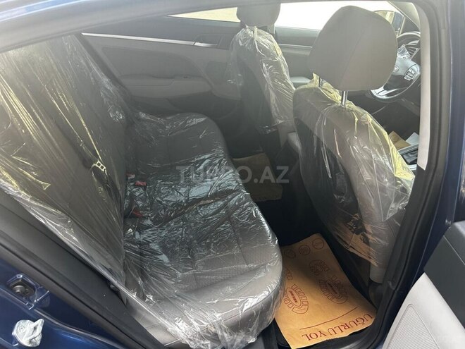 Hyundai Elantra 2019, 127,000 km - 2.0 l - Bakı