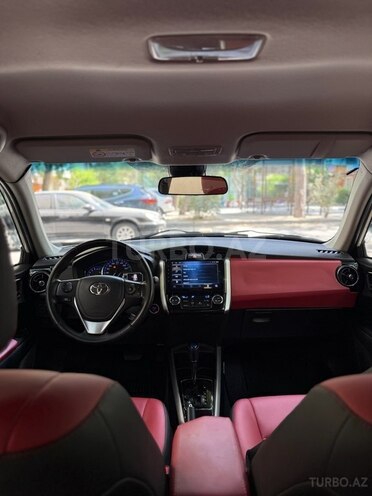 Toyota Corolla Fielder 2019, 92,500 km - 1.5 л - Bakı