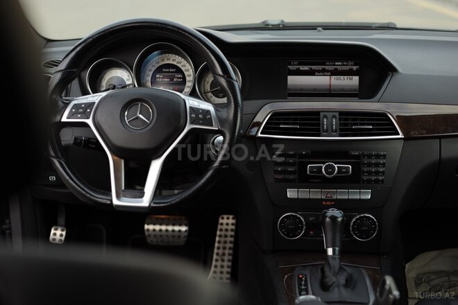 Mercedes C 250 2013, 110,000 km - 1.8 л - Bakı