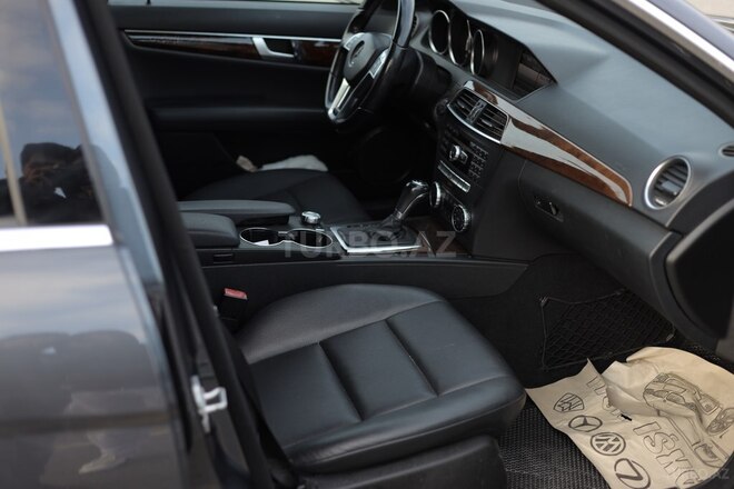 Mercedes C 250 2013, 110,000 km - 1.8 л - Bakı
