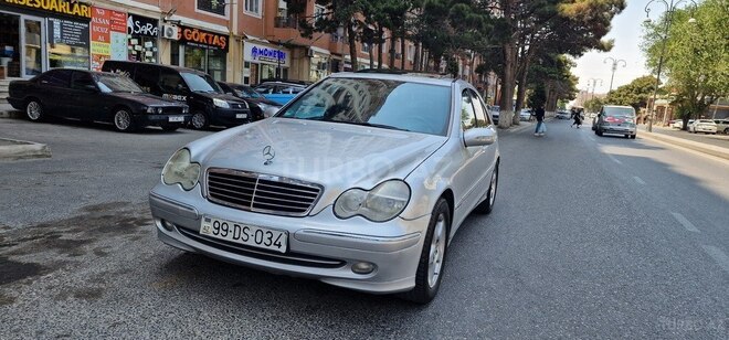 Mercedes C 200 2001, 326,489 km - 2.0 l - Bakı