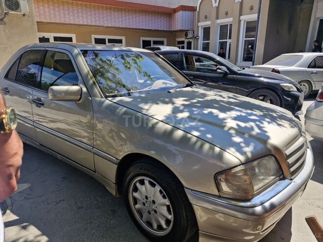Mercedes C 230 1999, 250,000 km - 2.3 л - Bakı