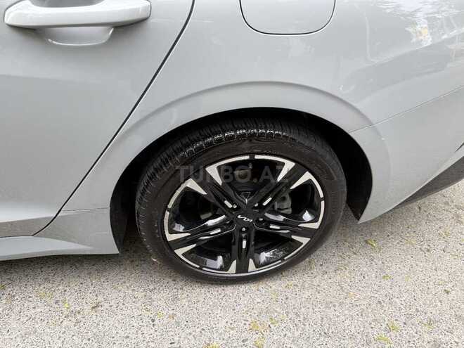 Kia K5-10