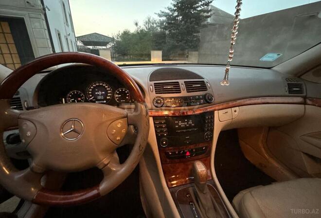 Mercedes E 240 2002, 330,000 km - 2.6 l - Bakı