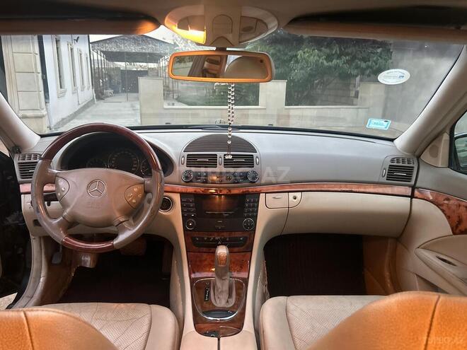 Mercedes E 240 2002, 330,000 km - 2.6 l - Bakı