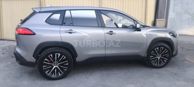 Toyota Corolla Cross 2024, 8,000 km - 2.0 л - Bakı