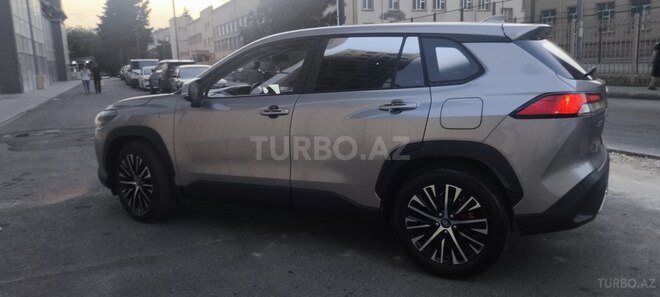Toyota Corolla Cross 2024, 8,000 km - 2.0 л - Bakı