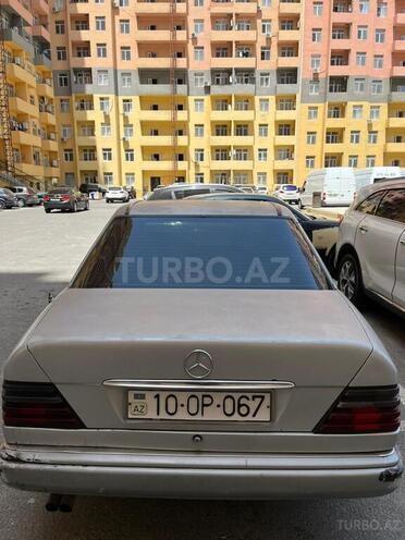 Mercedes E 250 1993, 300,000 km - 2.5 l - Bakı