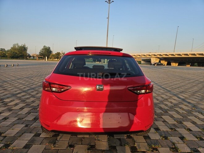 SEAT Leon-11