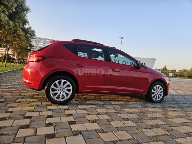 SEAT Leon-13