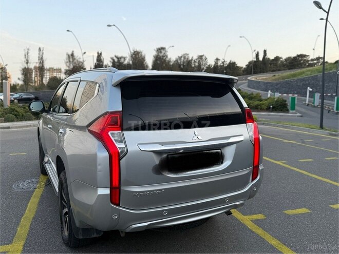 Mitsubishi Pajero Sport 2019, 178,000 km - 3.0 л - Bakı