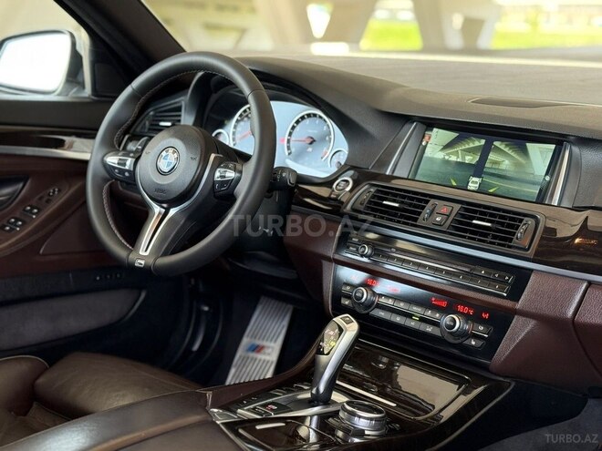 BMW 528-9