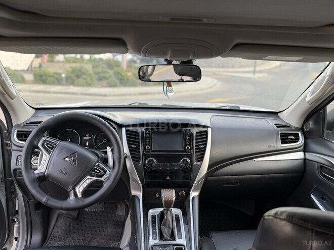 Mitsubishi Pajero Sport 2019, 178,000 km - 3.0 л - Bakı