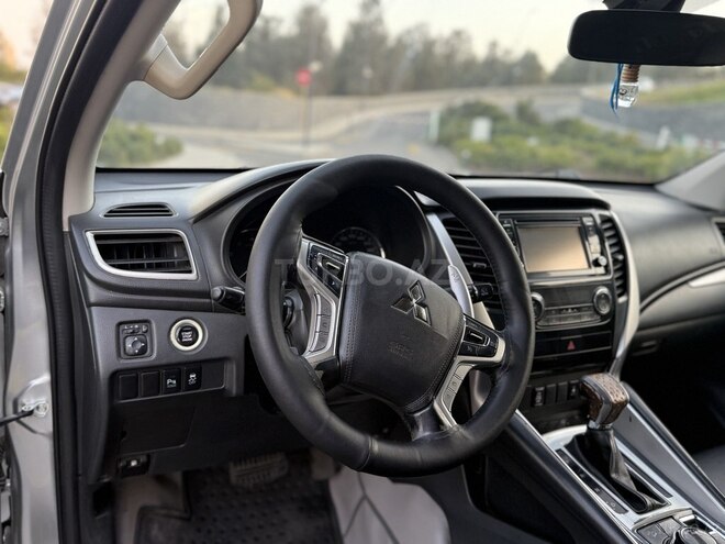 Mitsubishi Pajero Sport 2019, 178,000 km - 3.0 л - Bakı