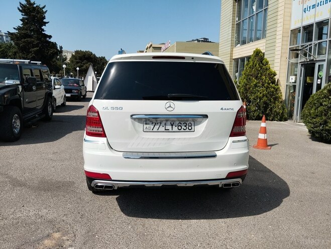 Mercedes GL 550-4