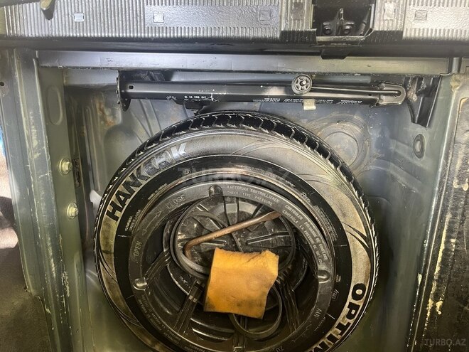 Mercedes E 240 1998, 290,000 km - 2.4 l - Bakı