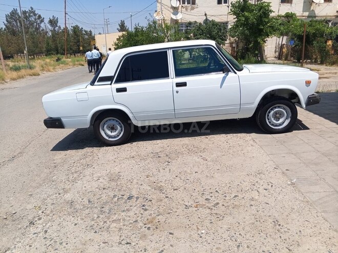 LADA (VAZ) 2107 2006, 99,000 km - 1.6 л - Şirvan
