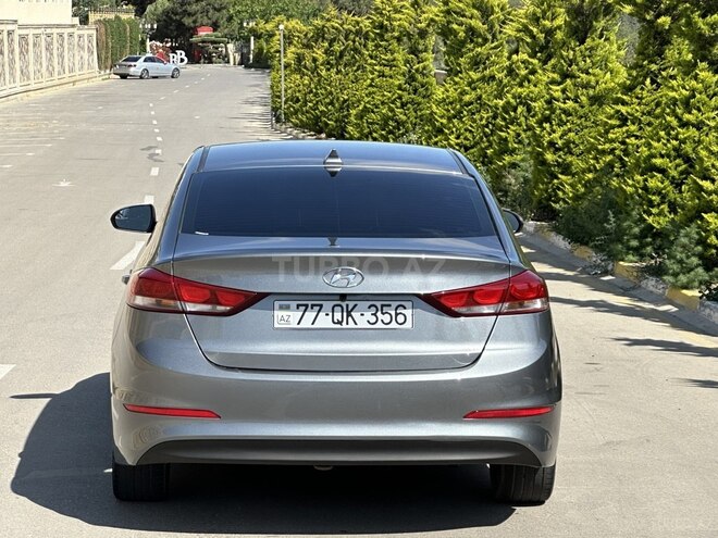 Hyundai Elantra 2016, 82,700 km - 2.0 л - Bakı