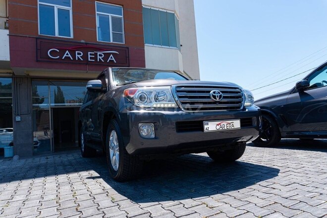 Toyota Land Cruiser-23