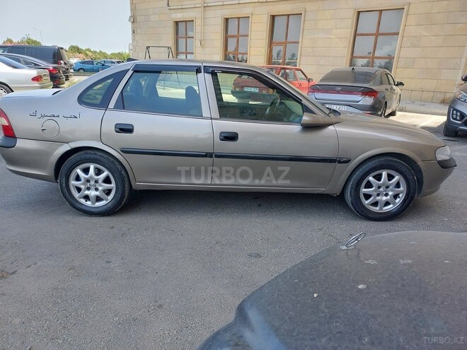Opel Vectra 1997, 231,000 km - 1.8 l - Bakı