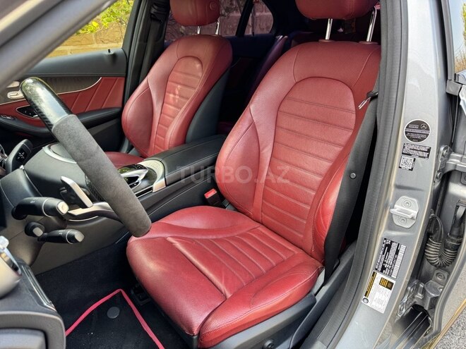 Mercedes C 300-11