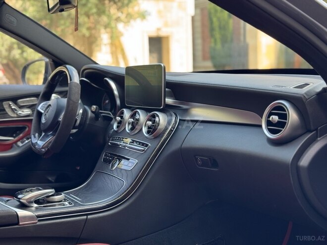 Mercedes C 300-13