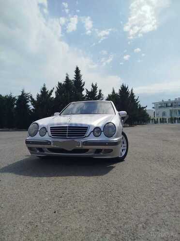 Mercedes E 220 2001, 248,123 km - 2.2 l - Astara
