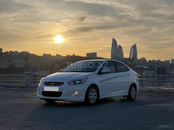 Hyundai Accent 2015, 123,000 km - 1.6 л - Bakı