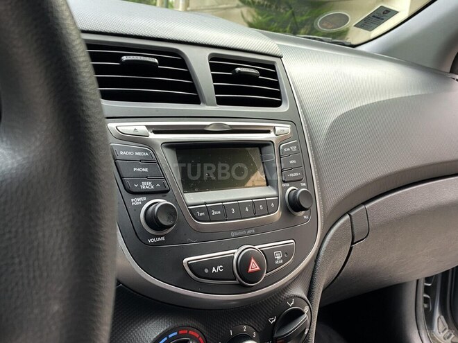 Hyundai Accent 2018, 156,000 km - 1.4 л - Bakı