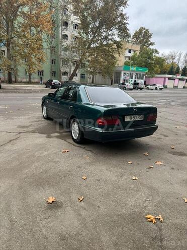 Mercedes E 230 1997, 230,000 km - 2.3 l - Mingəçevir