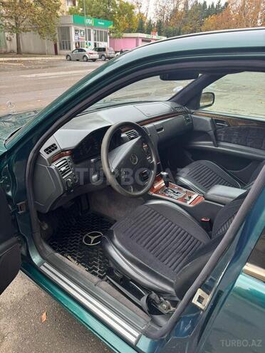 Mercedes E 230 1997, 230,000 km - 2.3 l - Mingəçevir