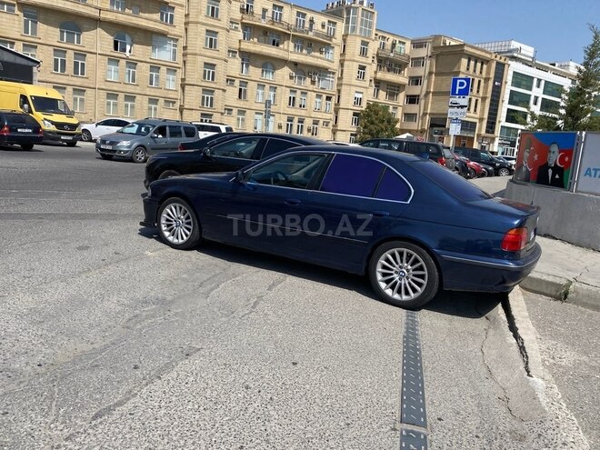 BMW 528-12