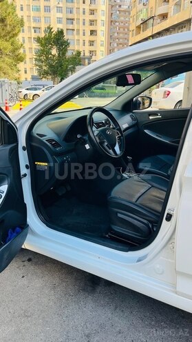 Hyundai Accent 2019, 135,000 km - 1.4 l - Bakı