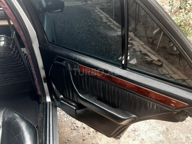 Mercedes E 300 1994, 280,509 km - 3.0 л - Gəncə
