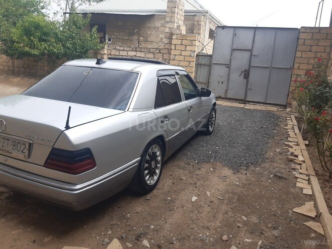 Mercedes E 300 1994, 280,509 km - 3.0 л - Gəncə
