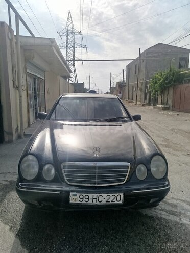 Mercedes E 220 d 2001, 395,953 km - 2.2 l - Bakı