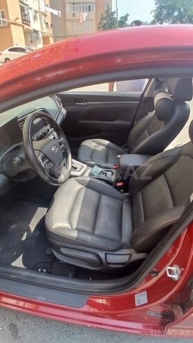 Hyundai Avante 2016, 100,000 km - 1.6 л - Bakı